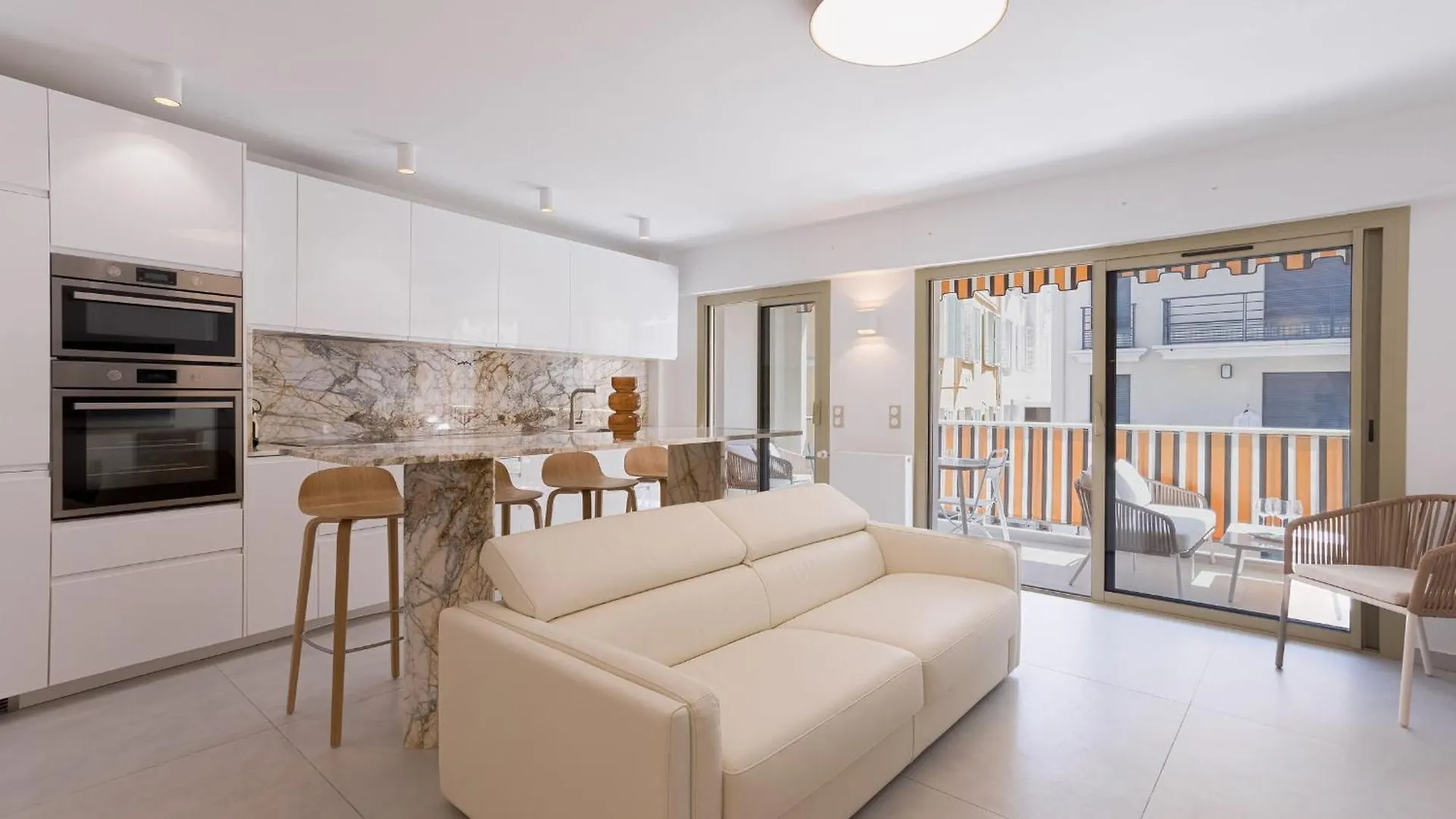 Apartment 7 Pradignac By Halldis Cannes